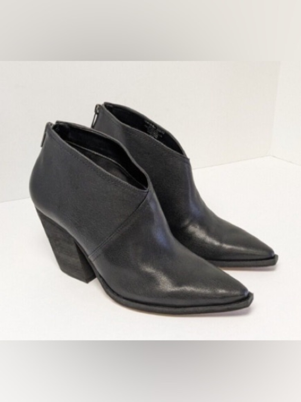 Vince Camuto - Grishell Leather Booties
